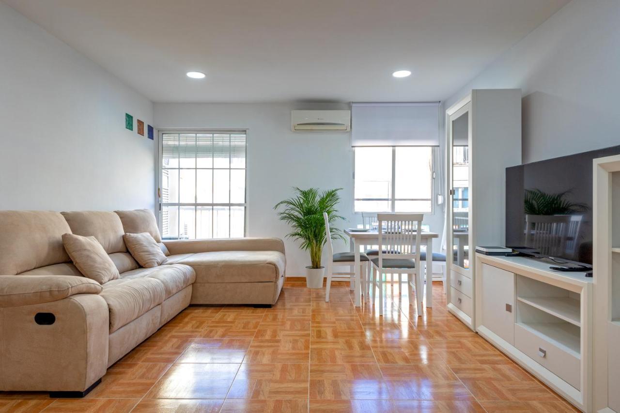 Charming 2 Bedroom Apartment At Triana Center By Oui Séville Extérieur photo
