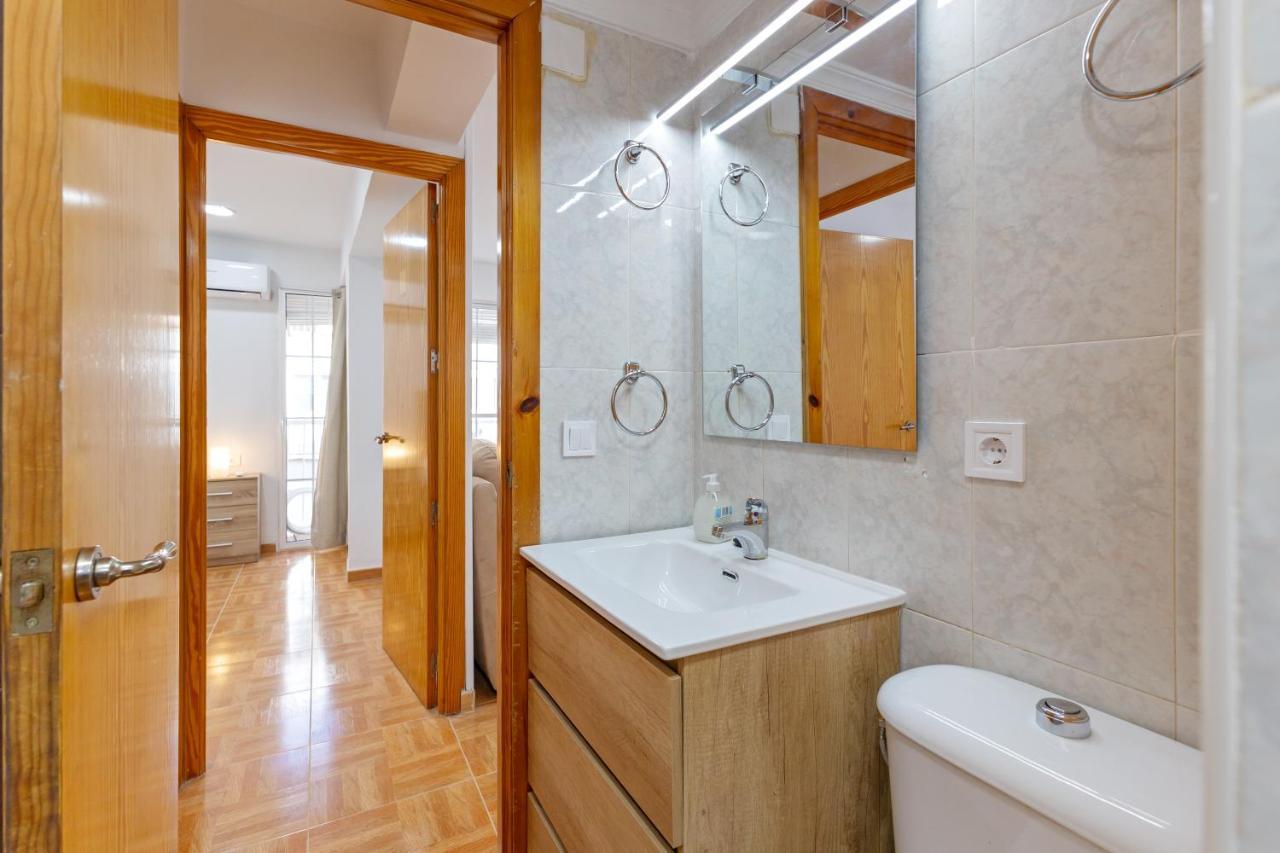 Charming 2 Bedroom Apartment At Triana Center By Oui Séville Extérieur photo